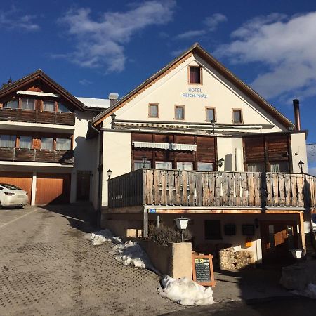 Hotel Reich-Praez Domat Exteriör bild